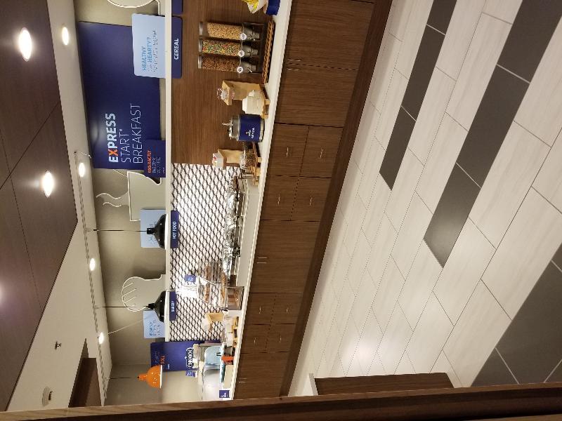 道格拉斯套房智选假日酒店 外观 照片
